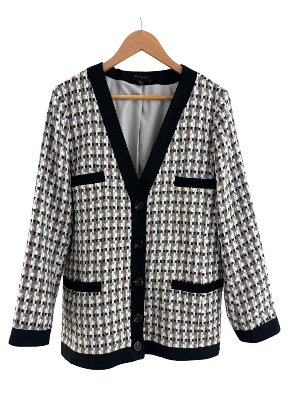 Black-Trim Patterned Tweed Cardigan Jacket - Women - Picture 4 of 10